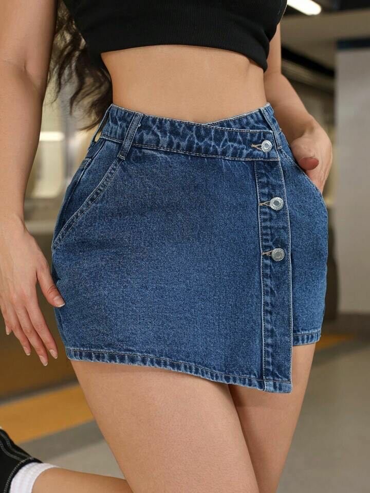 Ladies short jeans