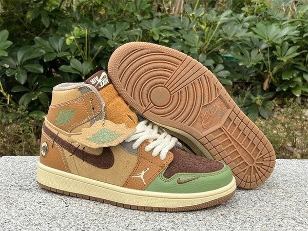 Nike Jordan 1 voodoo comes boxed