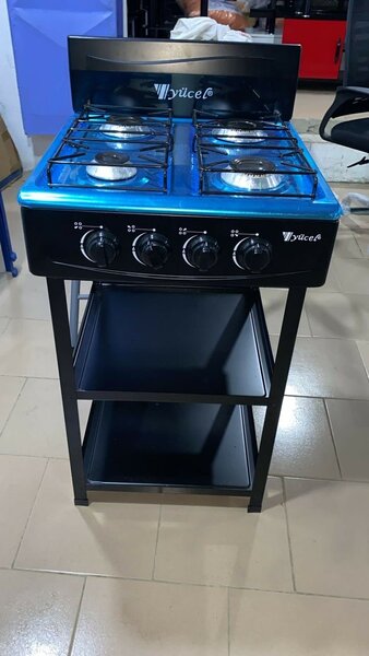 Cuisinière à gaz 4 feux Yücel