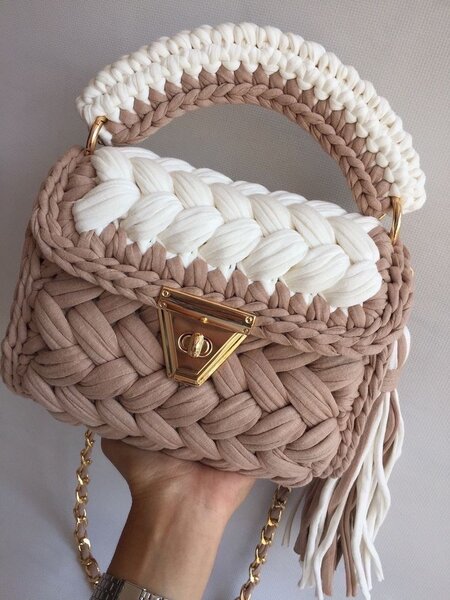 Sac à main tissé à la main