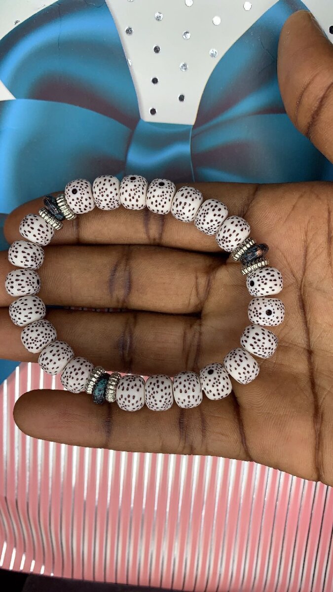 Beaded bracelet