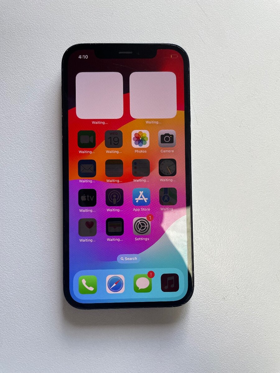 iPhone 12 (64GB)