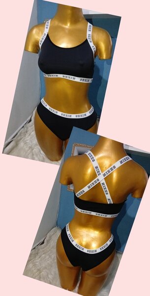 Chic ensemble lingerie
