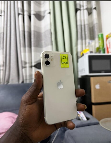 iPhone 11