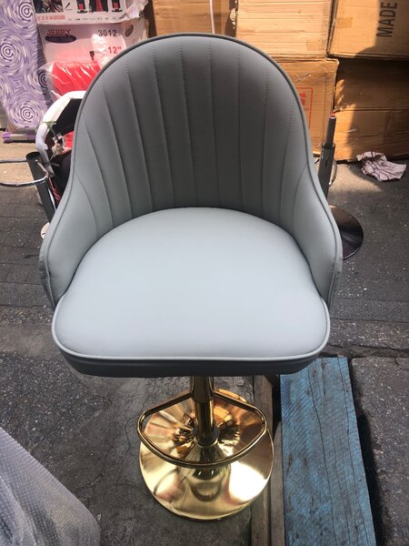 Bar chair