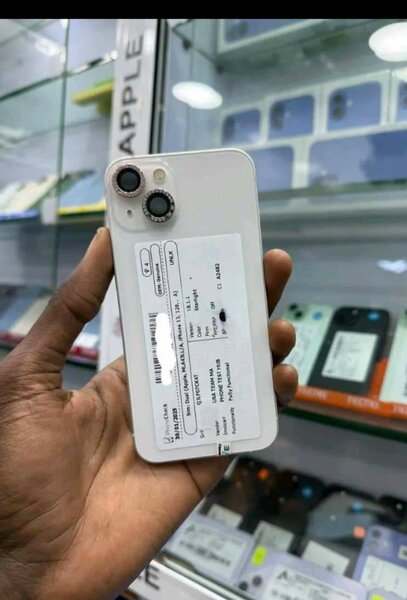 iPhone 13 Blanc 128GB Débloqué