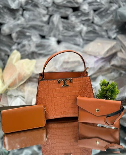 Rich Aunty bags