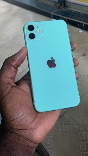iPhone 11