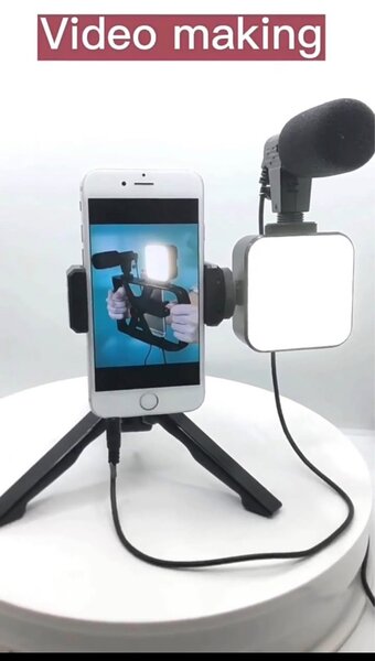 Support de téléphone+ télécommande +mini lampe et micro