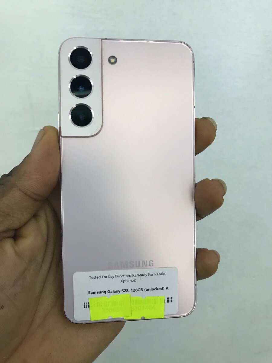 Samsung S22