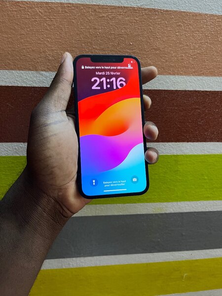 iPhone 12 64gb