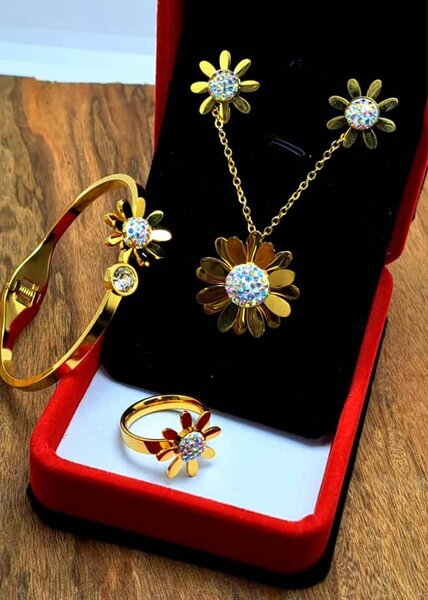 Ensemble de bijoux