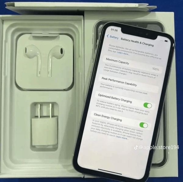 iPhone avec Accessoires Inclus