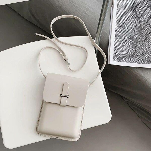 Mini sacoche en cuir élégante