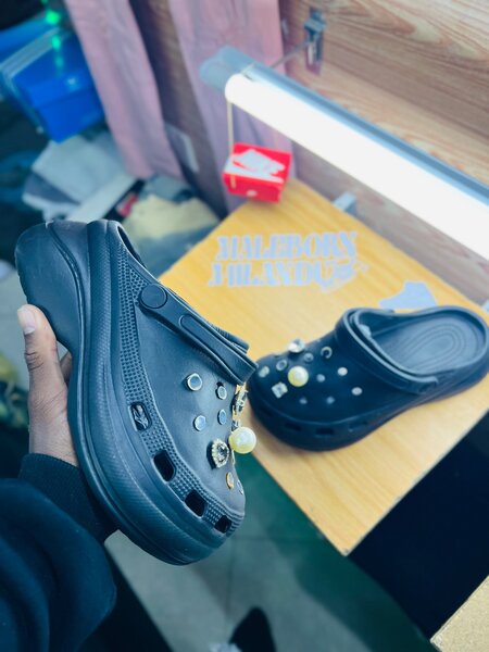 High quality crocs