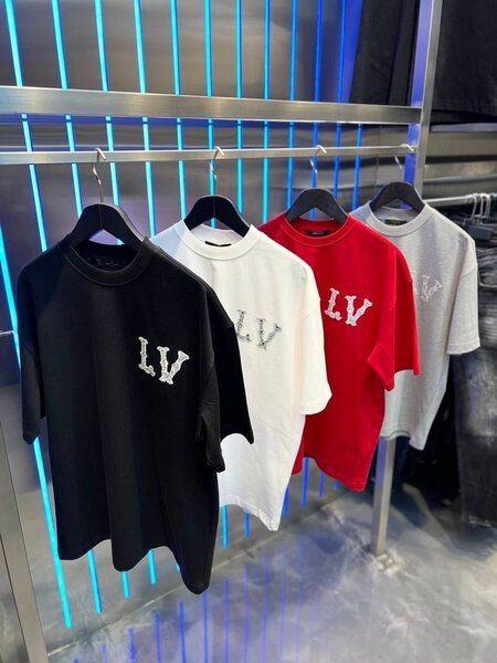 Mens top