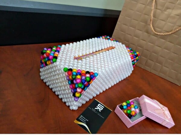 Tissue box