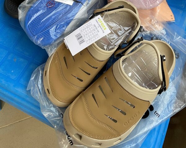 Crocs