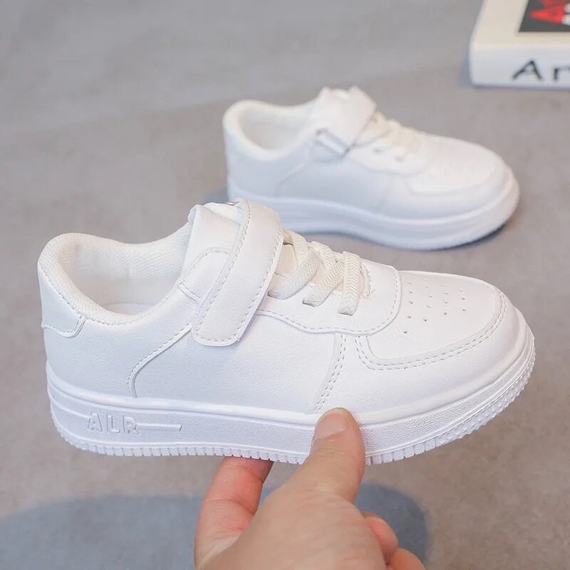 Kids sneakers