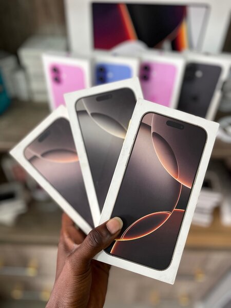 iPhone 16 Pro Max