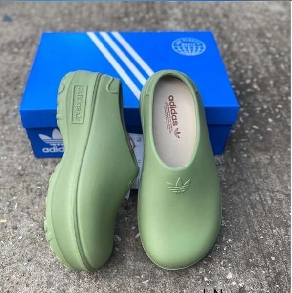 Crocs