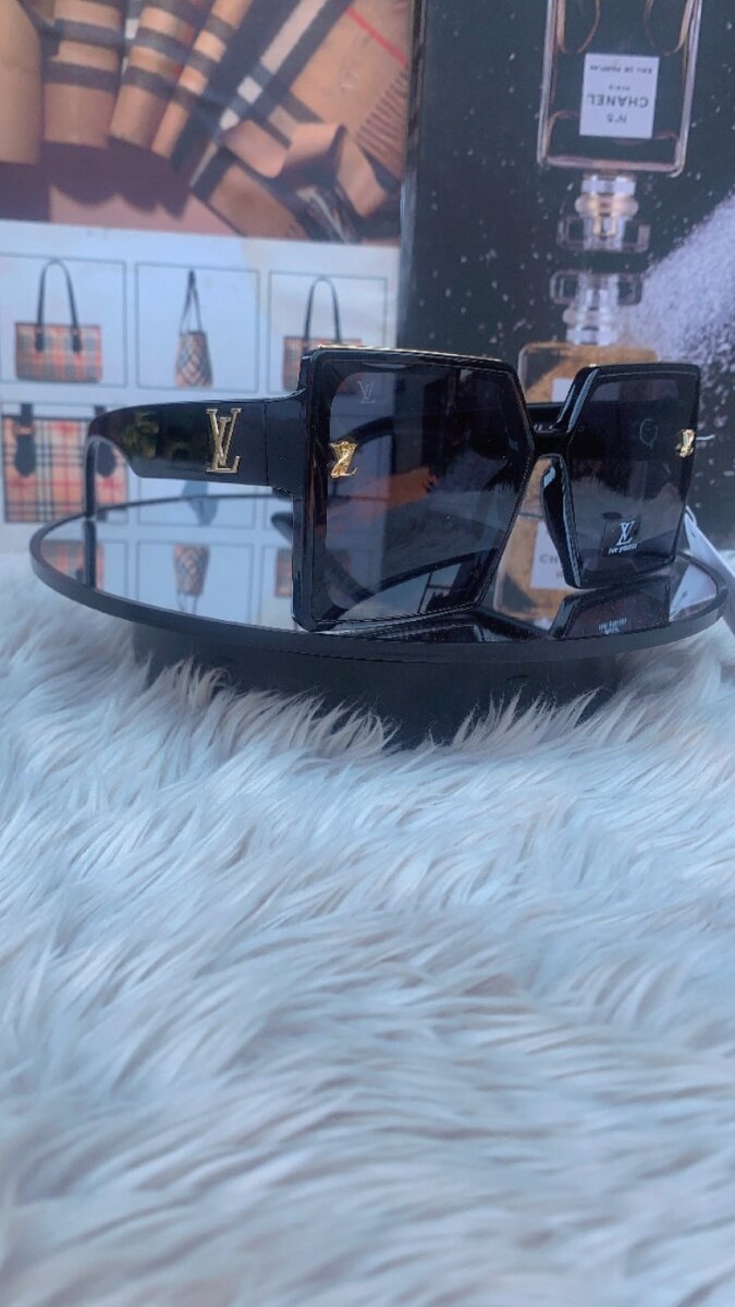Fashion sunglasses