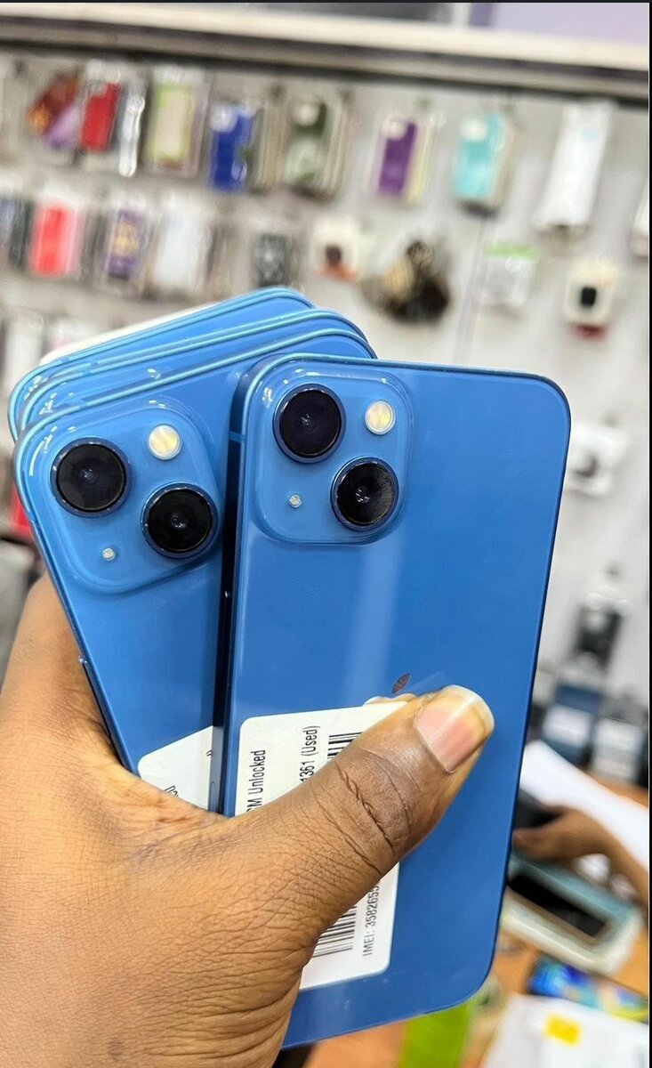 iPhone 13