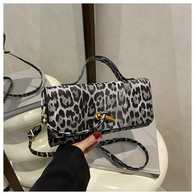 Bottega imitation