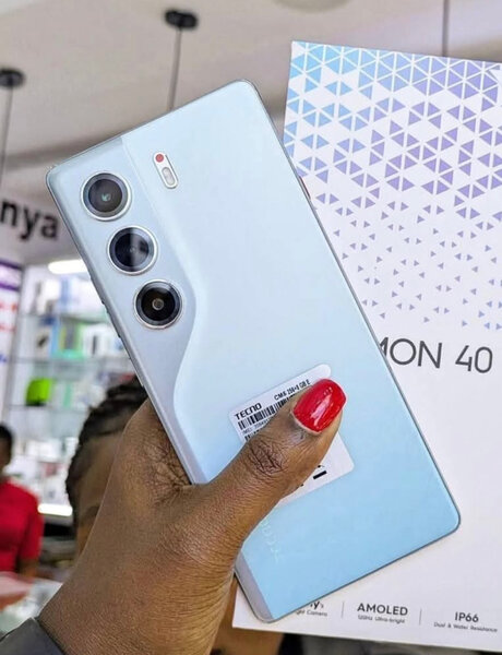 Smartphone Tecno Camon 40
