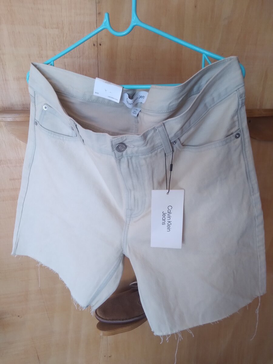 CALVIN KLEIN JEANS