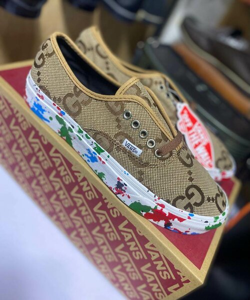 VANS