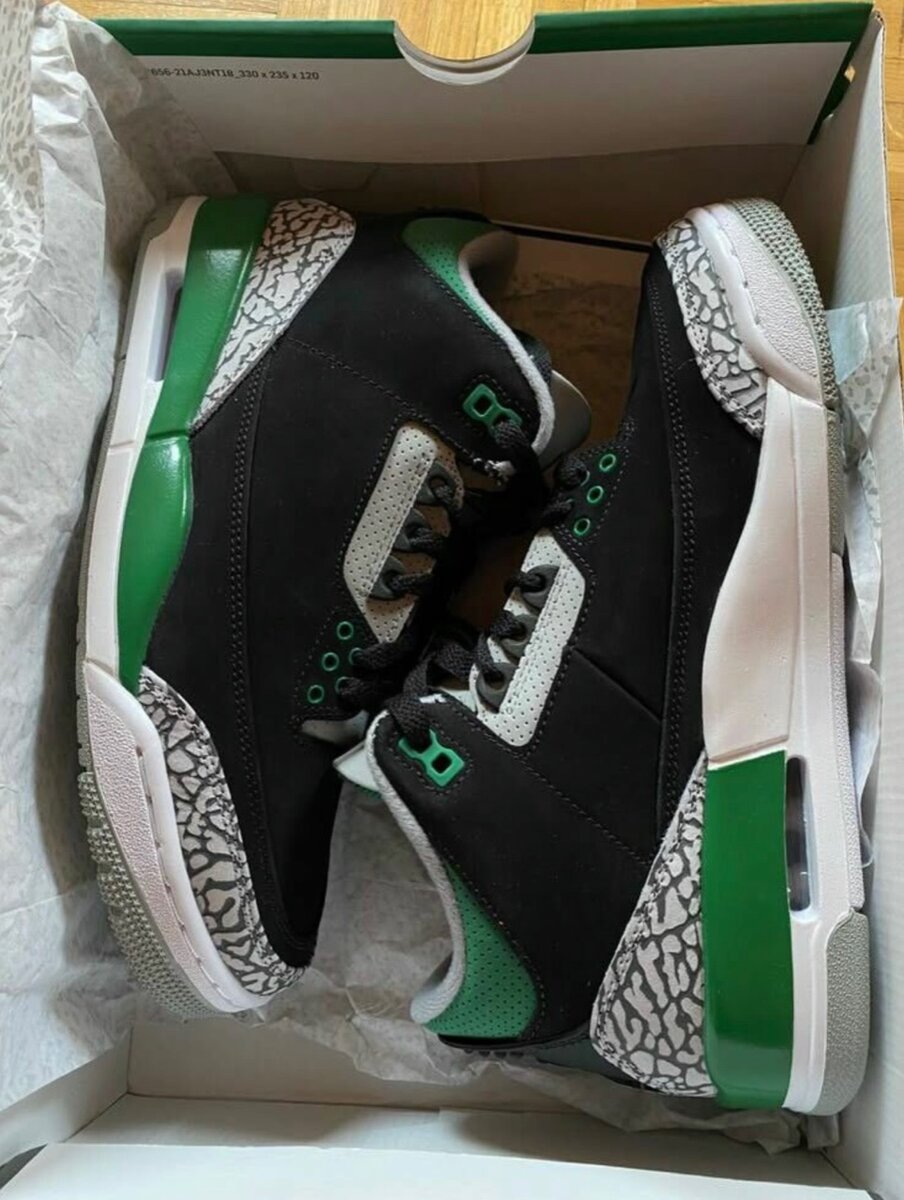 AIR JORDAN 3 RETRO