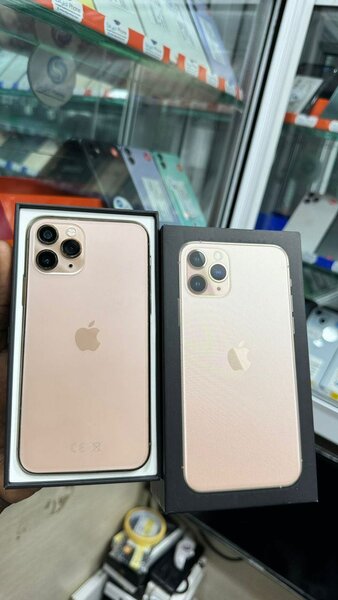 iPhone 11 Pro 256giga tout passe propre