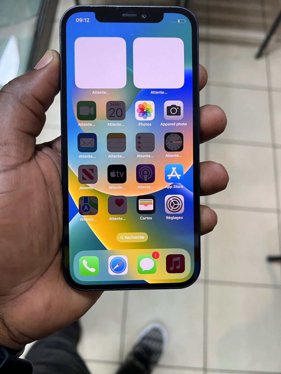 iPhone 12 64 gb