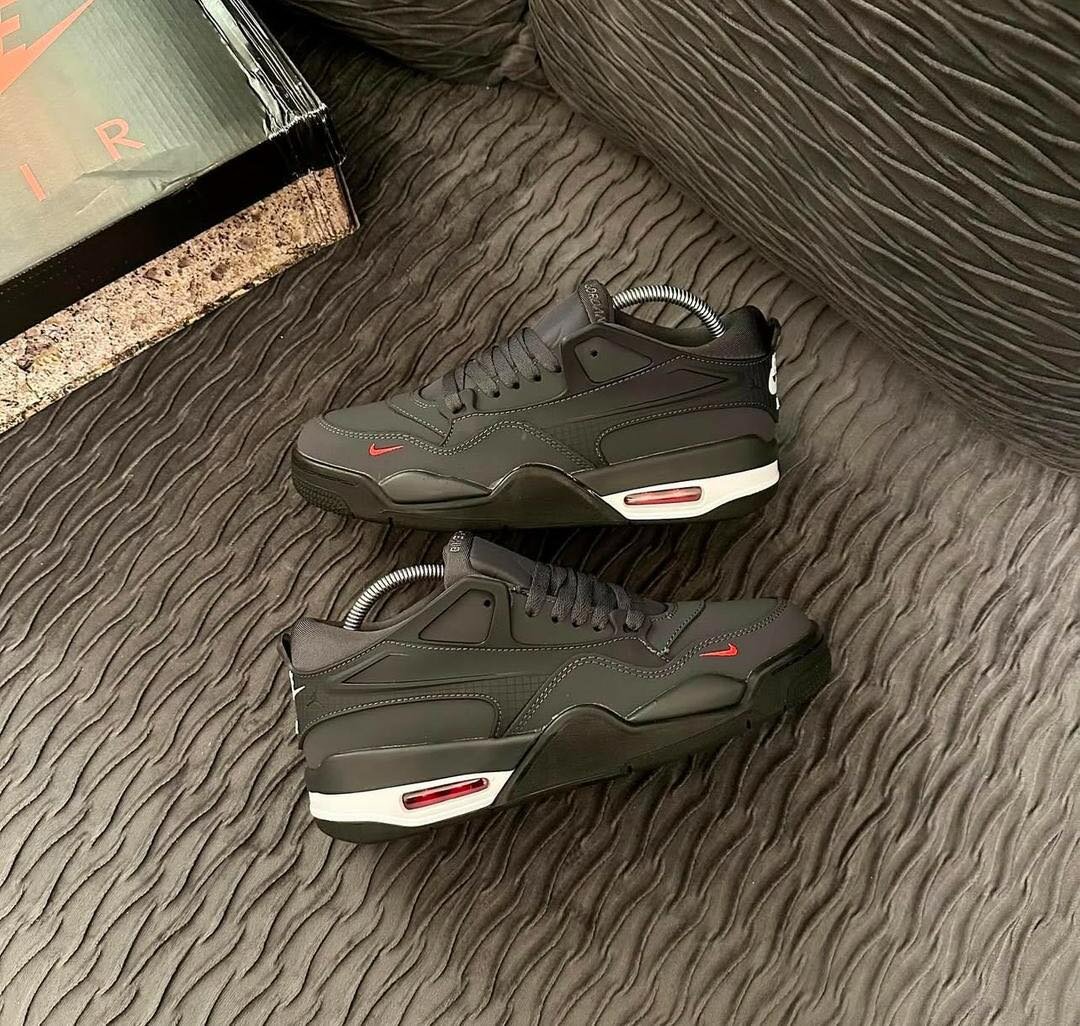 AIR JORDAN SNEAKER
