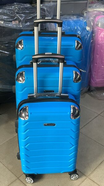 3 lots de valises