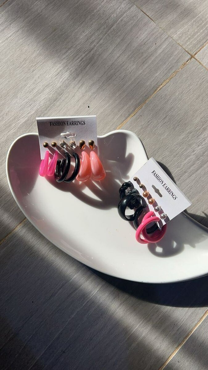 Ladies earrings