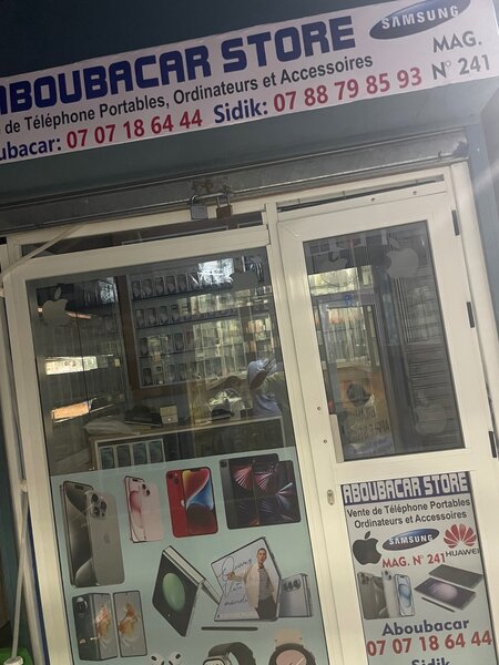 Boubacar Store 