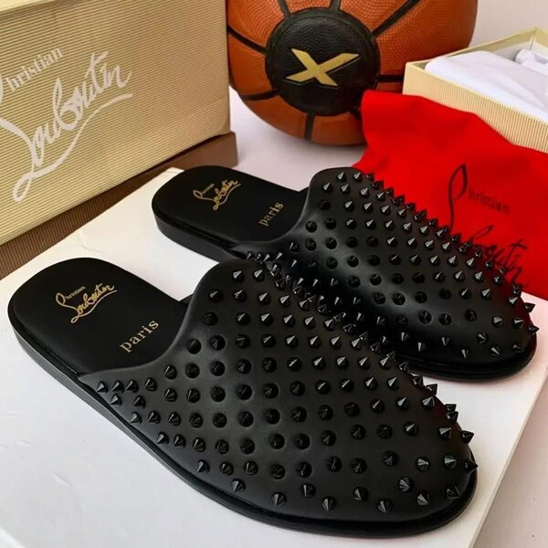 Loubutin Half shoes