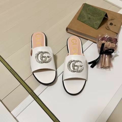 Ladies slides