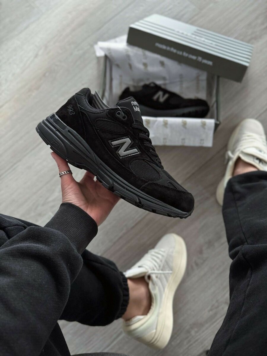 NEW BALANCE