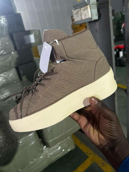 Chaussure adidas