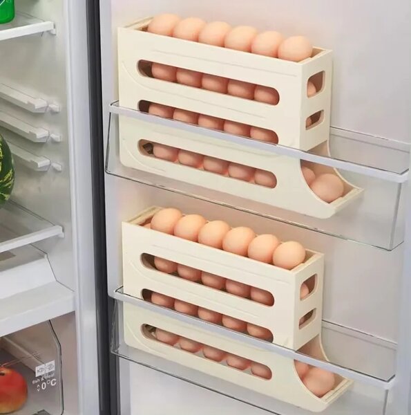 Rotating egg container