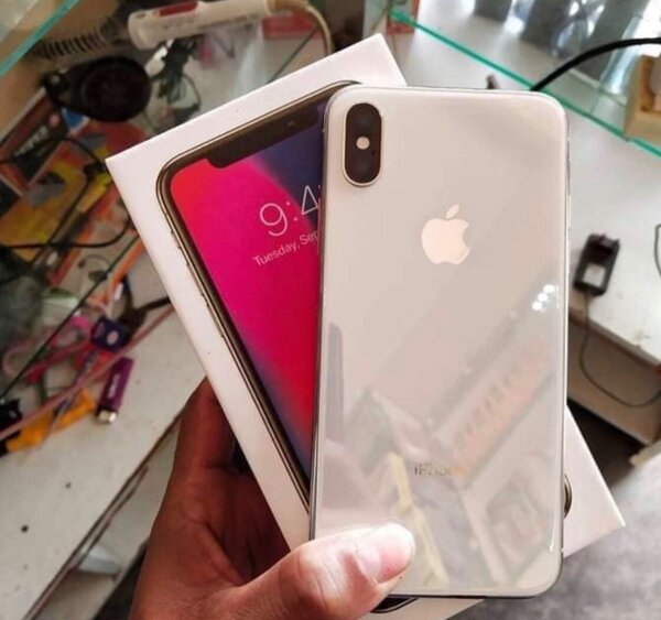 ROGGER IPHONES
