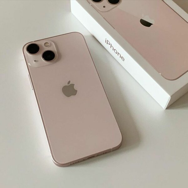 iPhone 13