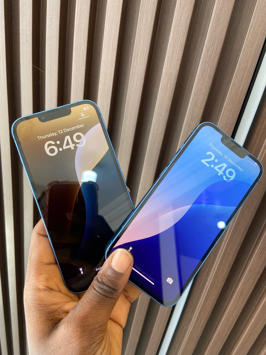 iPhone 13