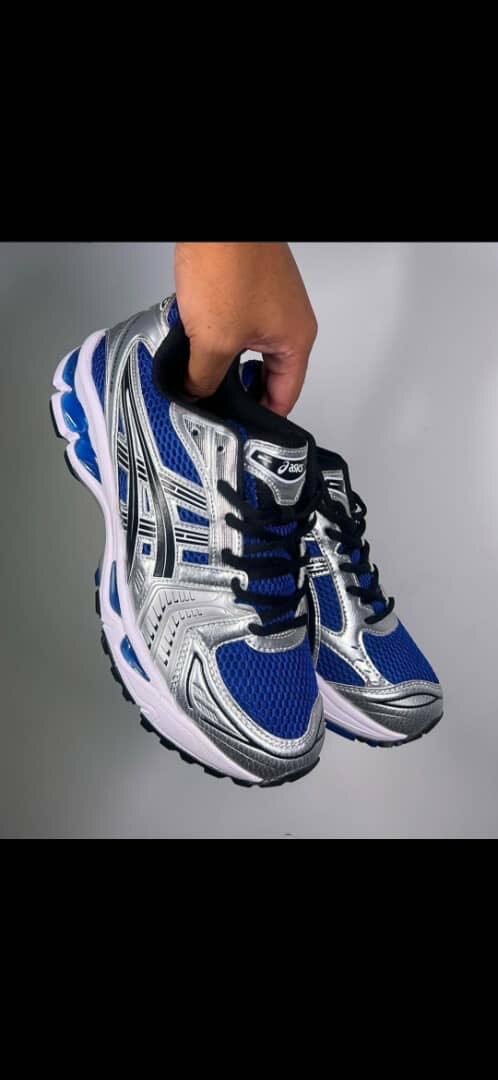 ASICS gel kayano