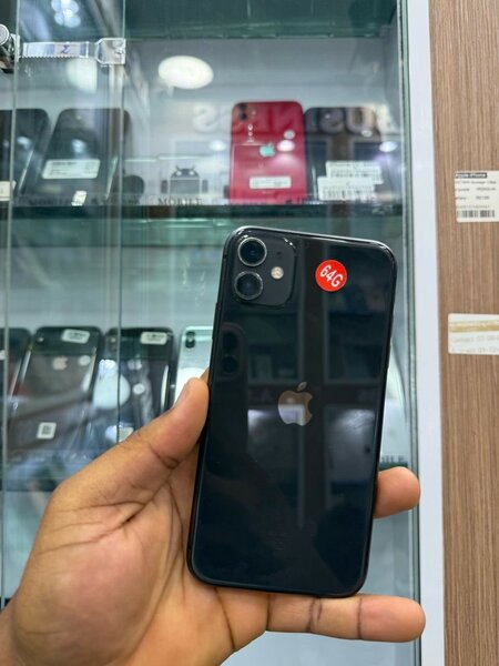 iPhone 11