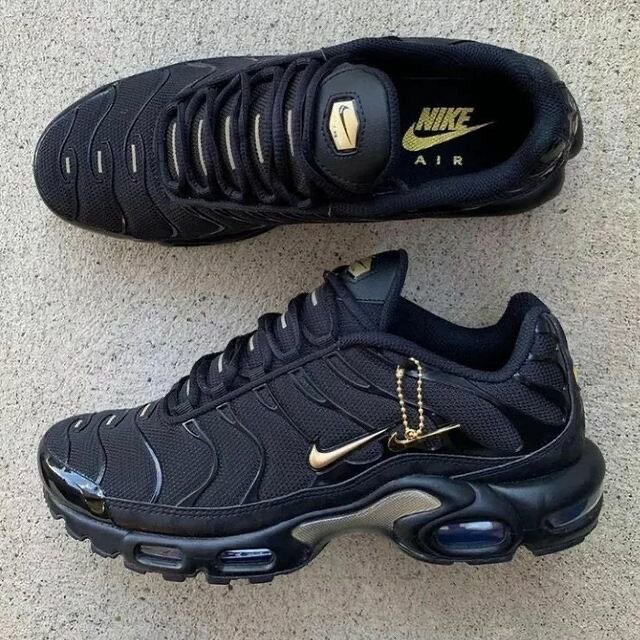 NIKE-TN2k23