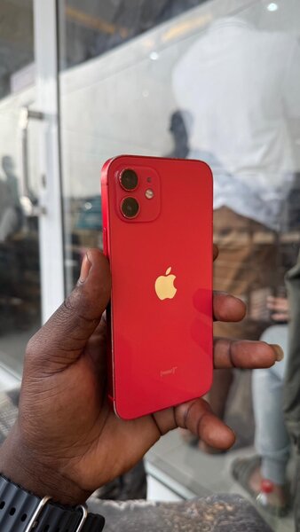 iPhone 12